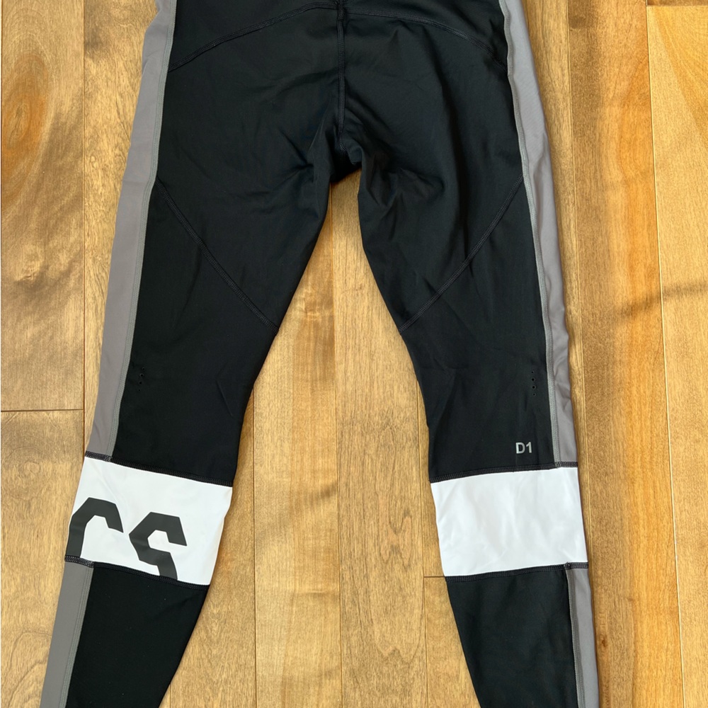 ASIC leggings - Picture 2 of 3